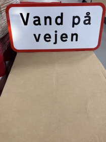   - Undertavle 30x70 cm "Vand på vejen"