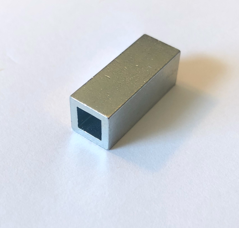 Bøsning fzb 8x8/9x9 lgd. 15mm "reducering"