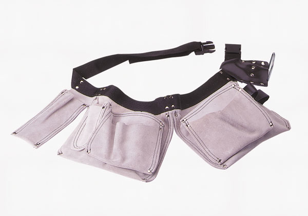 Sømpose skind m/bælte nr.810