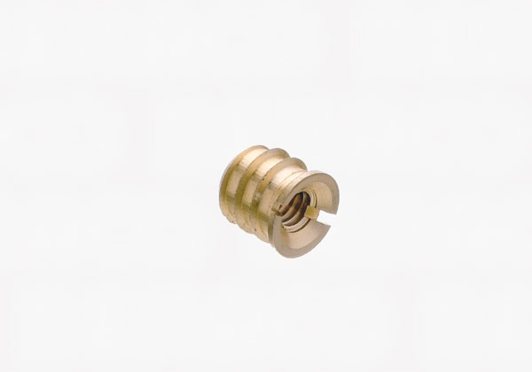 Alm. bøsning 1/4"12 messing á 4 stk