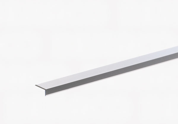 Kantbeskyttelsesskinne alu 8x19mm 1mtr