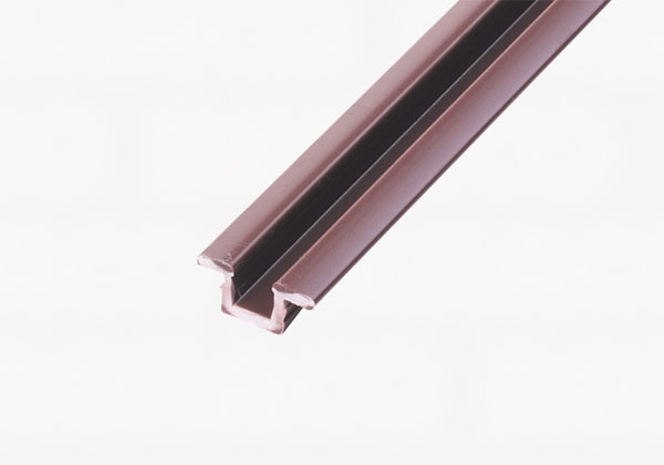 Skydedørsskinne pvc brun, KG12, á 3 mtr