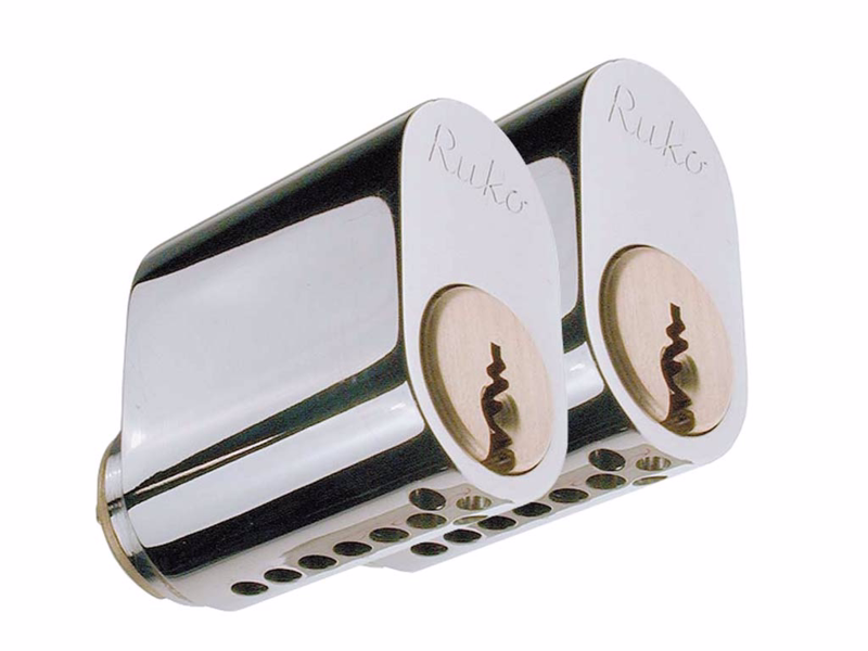 Cylinder oval 1660 kr 2 stk ensl. m/3 nøgler